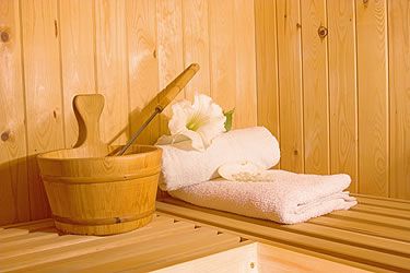 sauna.jpg sauna.jpg